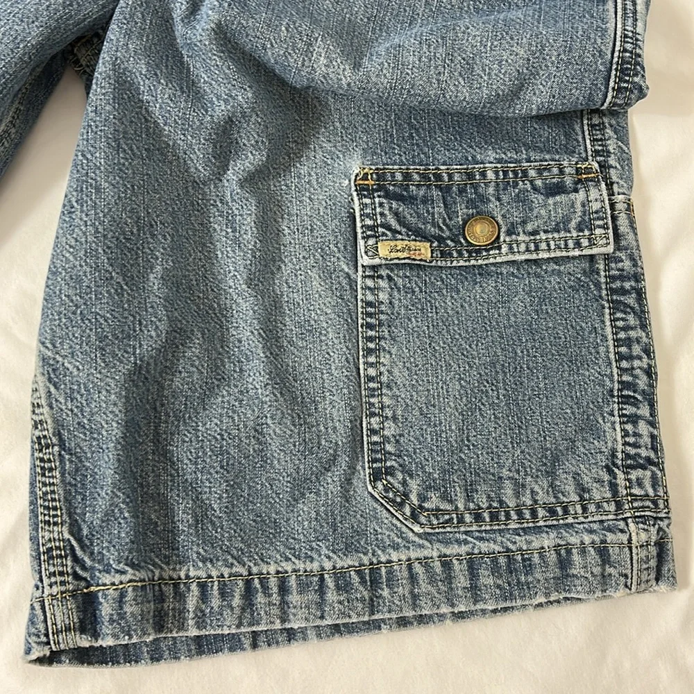 Levi's Blue Relaxed Fit Jeans Men’s Size 34 Cargo Shorts Blue Denim Shorts